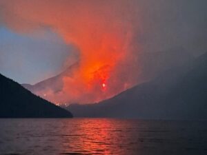 Quartz Fire August 18 evening - NPS