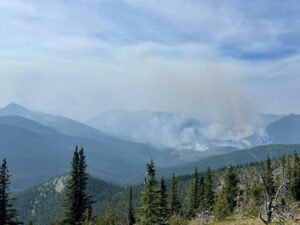 Weasel Fire from Thoma Lookout, August 19, 2022,1530 - Leif Haugen, USFS