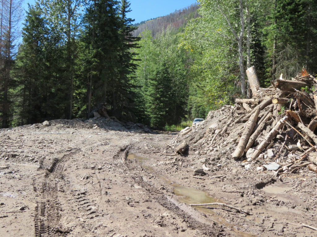 Hay Creek Rd Mile 9 Slump, looking west, August 30, 2024 - W. K. Walker